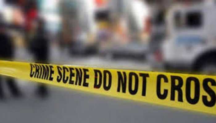 Bihar: Mob throws murder accused, policeman off first-floor balcony Bihar: Mob throws murder accused, policeman off first-floor balcony