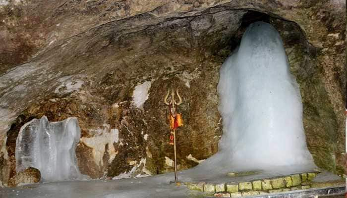 Amarnath Yatra hampered due to separatist-called shutdown on Burhan Wani&#039;s death anniversary