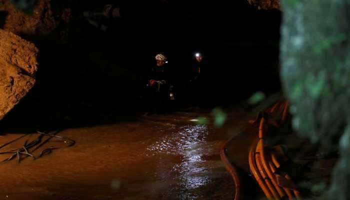 Donald Trump praises efforts to rescue children trapped in Thai cave