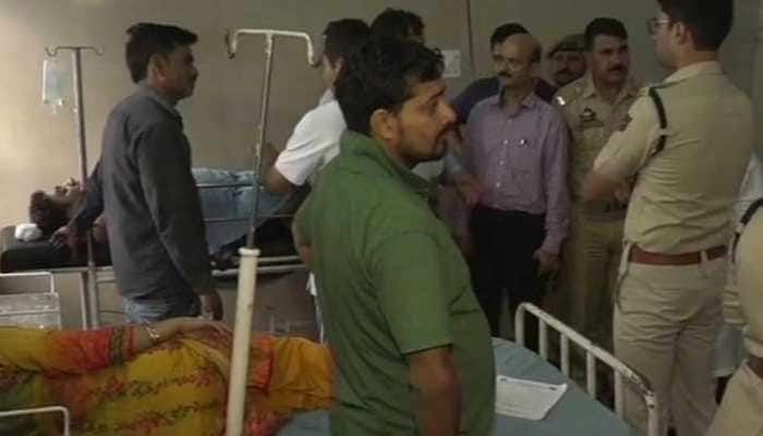 13 Amarnath pilgrims injured after their mini bus rams into parked truck, driver flees 