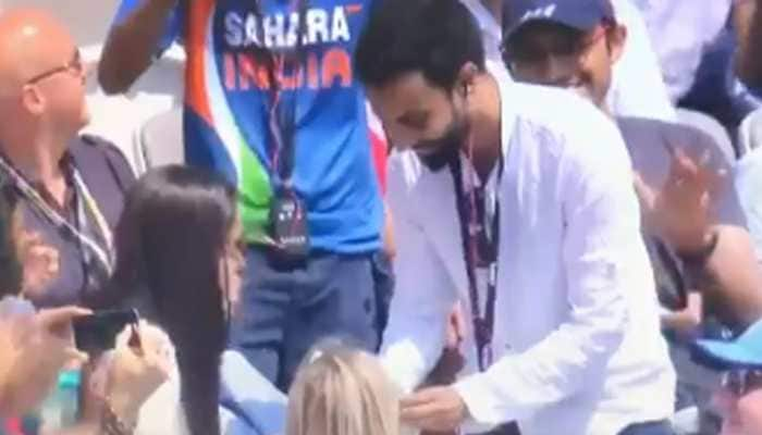 Man proposes to girlfriend during India-England 2nd ODI, video goes viral—Watch 