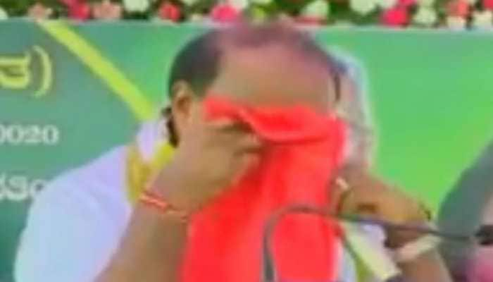 Have swallowed pain of coalition govt: Kumaraswamy breaks down at public event