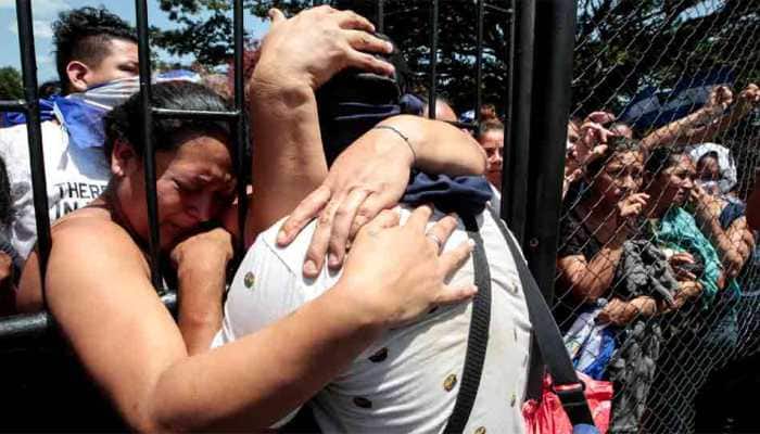 Nicaragua students freed from church after violent night; one killed