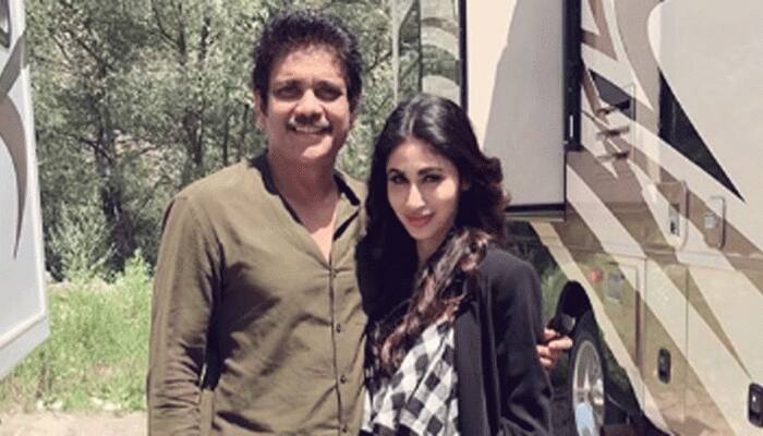 Brahmastra: Mouni Roy strikes a pose with Telugu megastar Nagarjuna - See pic