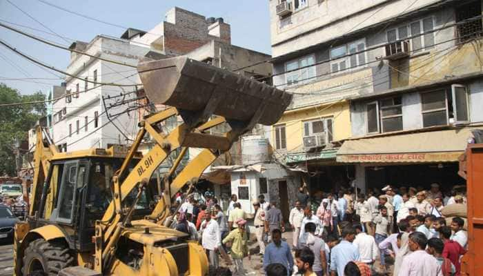 Delhi sealing drive won&#039;t stop, says SC; asks Centre to act against those guilty of unauthorised construction