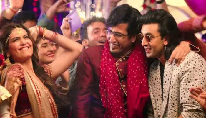 Bhopu Baj Raha Hain: Ranbir Kapoor, Vicky Kaushal and Karishma Tanna party in this unused song from &#039;Sanju&#039;—Watch 