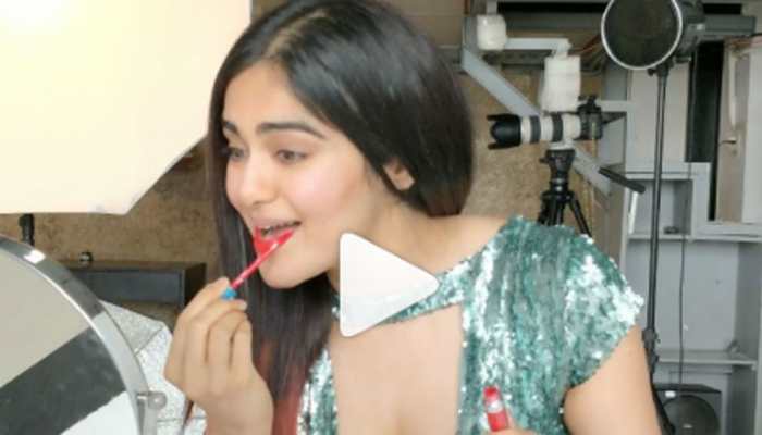 Adah Sharma shows you how to get red carpet ready in &#039;one minute&#039;—Watch video