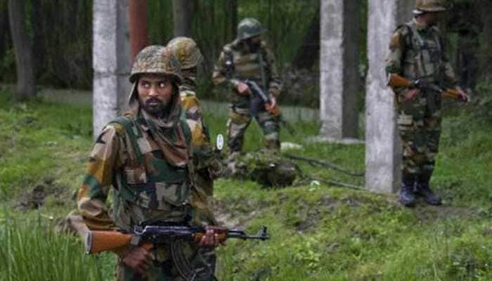 Encounter between forces and terrorists who killed cop in J&amp;K&#039;s Kulgam, 3 neutralised