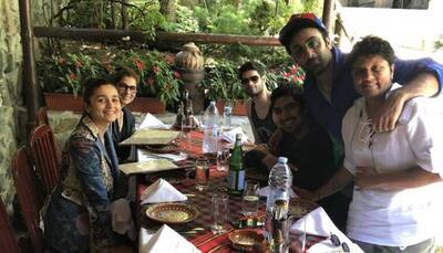 Ranbir Kapoor enjoys a date with Alia Bhatt, bonds with Amitabh Bachchan over selfie