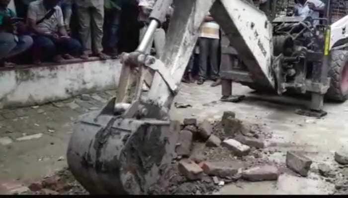 Muzaffarpur shelter home rape case: Cops start digging to locate inmate's skeleton, 10 arrested so far