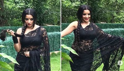Monalisa looks dangerously beautiful in her 'daayan' avatar - See it to believe!
