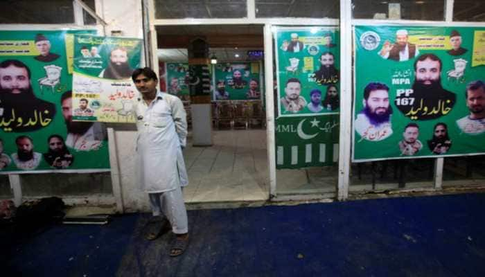 Pakistan elections 2018: Voters complain of polling stations in different cities