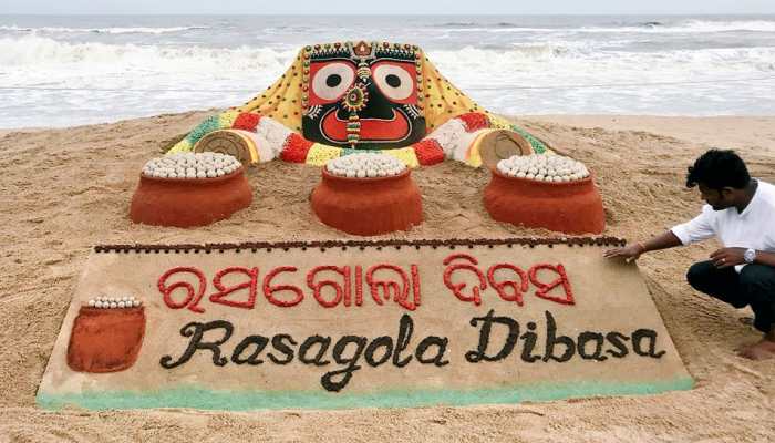 Rath Yatra 2018: Sudarsan Pattnaik shares beautiful sand art pics on Niladri Bije and Rasgulla Divas