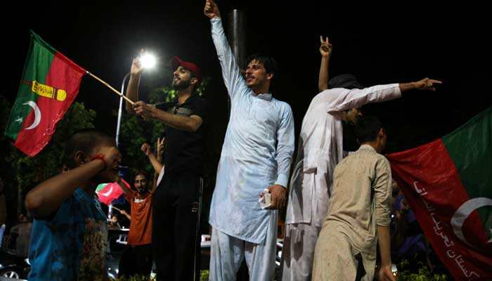 Celebrations in Pakistan as Imran Khan&#039;s PTI leads; election results delayed over rigging allegations