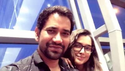 Bhojpuri superstars Dinesh Lal Yadav and Amrapali Dubey's new selfie is unmissable-See inside