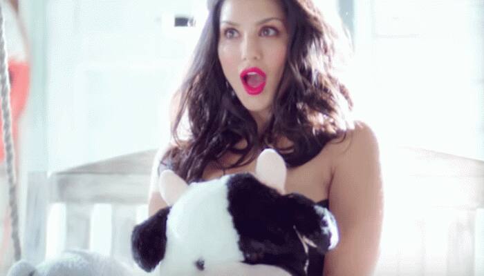 Sunny Leone's song 'It's Hot' from her biopic will give you TGIF feels - Watch
