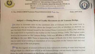 Old Yamuna Bridge closed after Yamuna cross 'danger level'