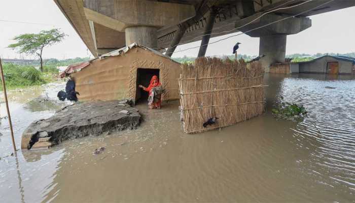 Flood situation worsens in Delhi as Yamuna peaks over danger mark, people being evacuated