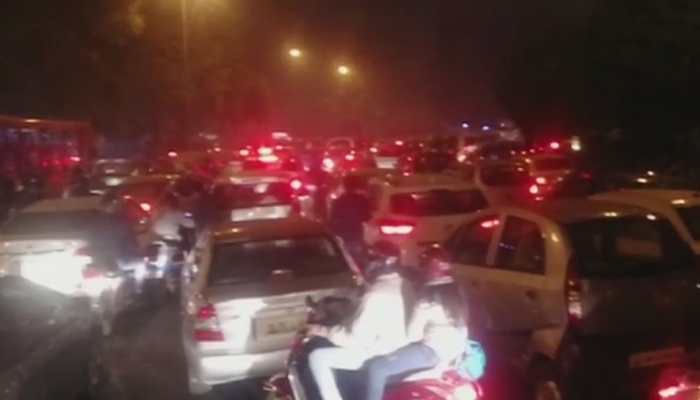 Gurugram: Drunk cop parks Fortuner in the middle of road, dances, blocks traffic