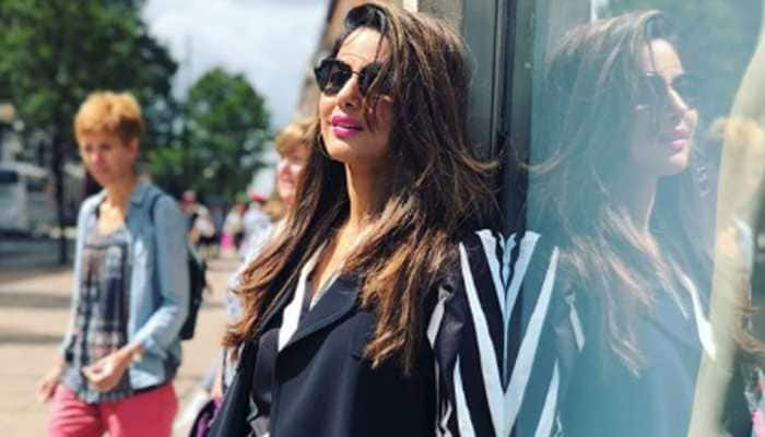 Keep calm and check Hina Khan&#039;s latest pics from London!