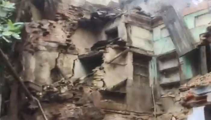 Watch: Dramatic footage shows 3-storey building collapsing in Kanpur, 2 injured