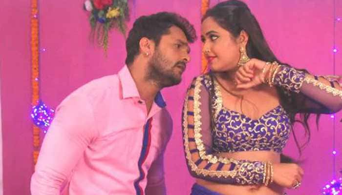 Khesari Lal Yadav-Kajal Raghwani's 'Tohar Hothwa Lagela Chaklate' is going viral on Youtube-Watch