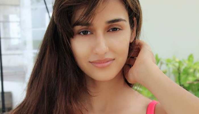 Disha Patanis Latest Mirror Selfie Will Give You Major Fitness Goals—view Pic People News