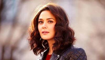 Preity Zinta shares her look from 'Bhaiaji Superhit'