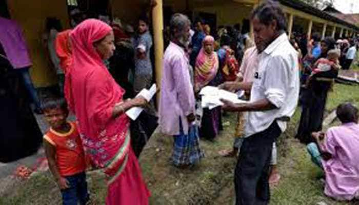 SC rebukes Assam NRC coordinator, RGI, restrains them from talking to media