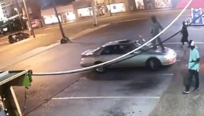 Man shatters windshield of girl&#039;s car after she refuses to give her phone number-  Watch