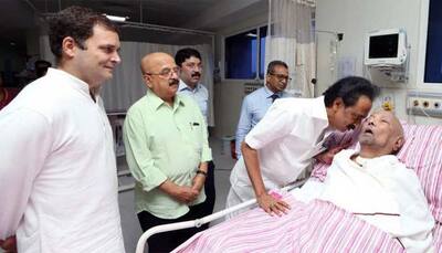 Rahul Gandhi, Rajinikanth back DMK over Karunanidhi’s burial at Marina beach