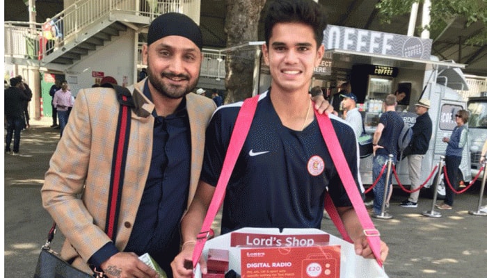 Arjun Tendulkar turns salesman outside Lord&#039;s, Harbhajan Singh shares his picture 