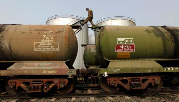 Wary of US sanctions, Iran offers oil to India at rates cheapest in 14 years