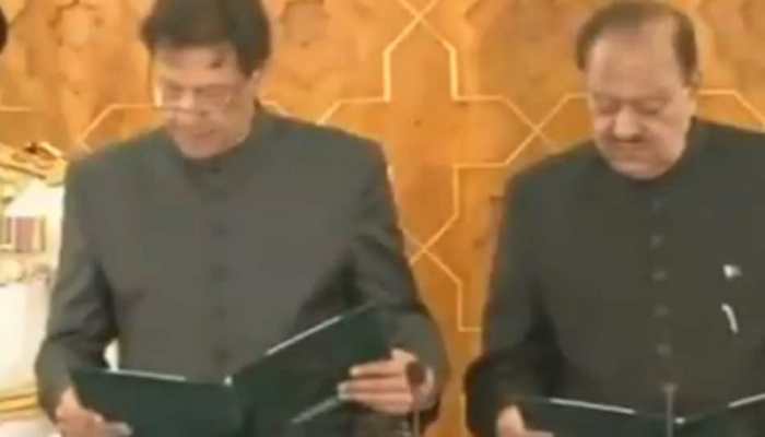 Imran Khan fumbles, says 'sorry' while taking oath as Pakistan's 22nd PM: Watch