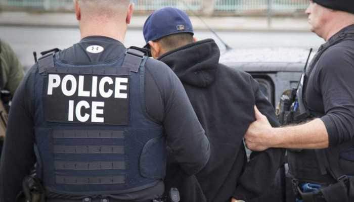 Pregnant US woman&#039;s husband arrested by immigration officials on way to hospital