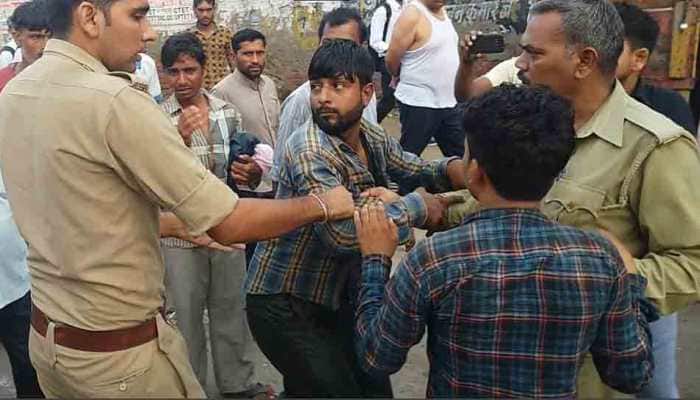 Gau Rakshaks thrash two men with belts, sticks for transporting cows in Uttar Pradesh&#039;s Shamli