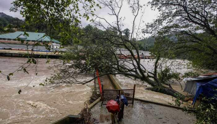 Ayyappa devotees asked not to go to Sabarimala shrine as flood waters remain