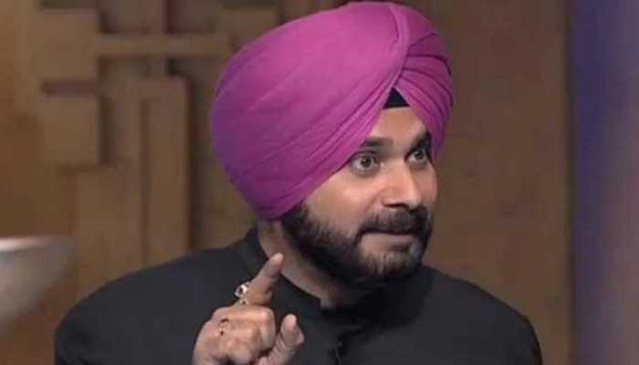 Rashtriya Bajrang Dal's Sanjay Jaat announces Rs 5 lakh bounty on Navjot Singh Sidhu's head, calls him traitor