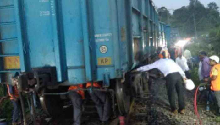 5 bogies of goods train derail in Chhattisgarh&#039;s Bilaspur; rail traffic on Manendragadh-Chirmiri affected 