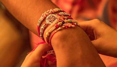 Raksha Bandhan 2018: Wish your siblings with these Whatsapp/Facebook messages