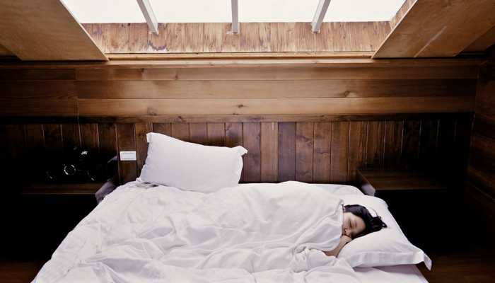 Less than 6 hours of sleep linked to hardened arteries