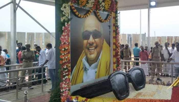 DMK adopts resolution demanding &#039;Bharat Ratna&#039; for Karunanidhi, elects MK Stalin as president