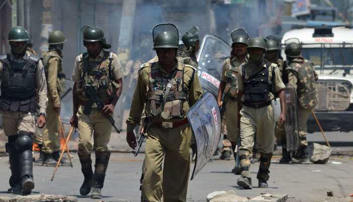 Army patrol party attacked with petrol bomb in J&amp;K's Pulwama 