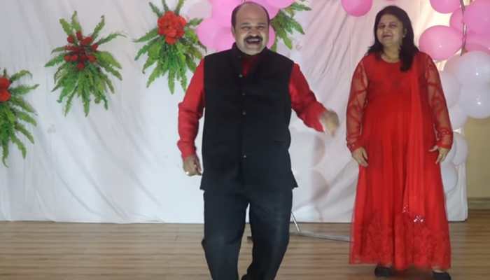 After Govinda, dancing uncle back with Mithun Chakraborty&#039;s &#039;Julie Julie&#039; video—Watch