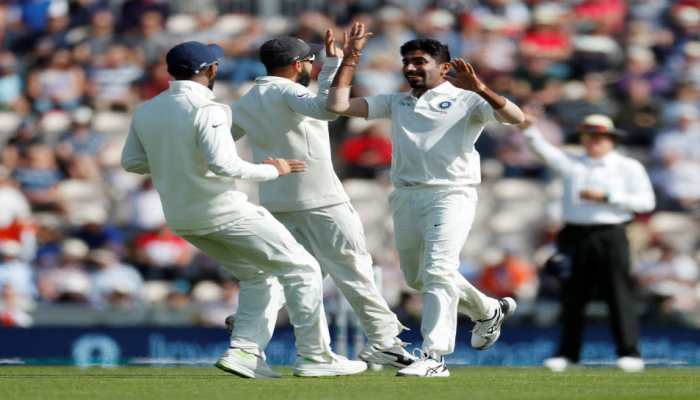 Indian pacers dominate against England on Day 1 of 4th Test