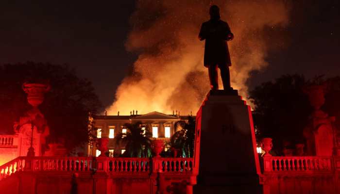 Rio&#039;s 200-year old National Museum hit by massive fire