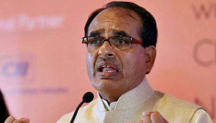 Watch: Miscreants wave black flags, hurl stones at MP CM Shivraj Chouhan