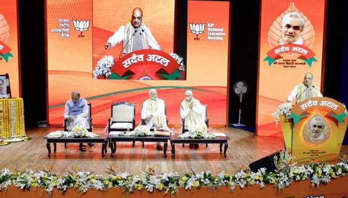 BJP working for &#039;making India&#039;, Congress for &#039;breaking India&#039;; will win big in 2019: Amit Shah
