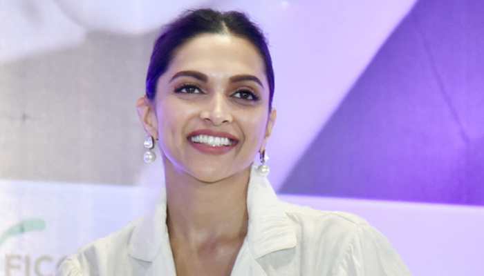 Deepika Padukone no longer a part of Vishal Bhardwaj&#039;s film?