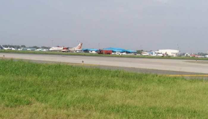 Alliance Air flight returns from runway after tyre burst